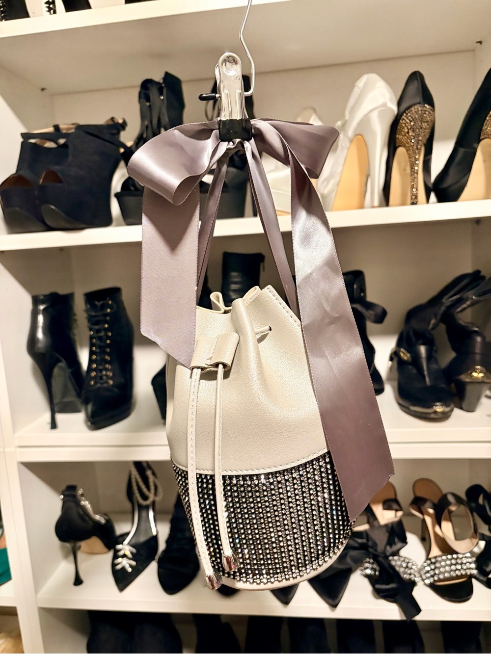 Elegant White Drawstring Bucket Bag with Rhinestone Trim